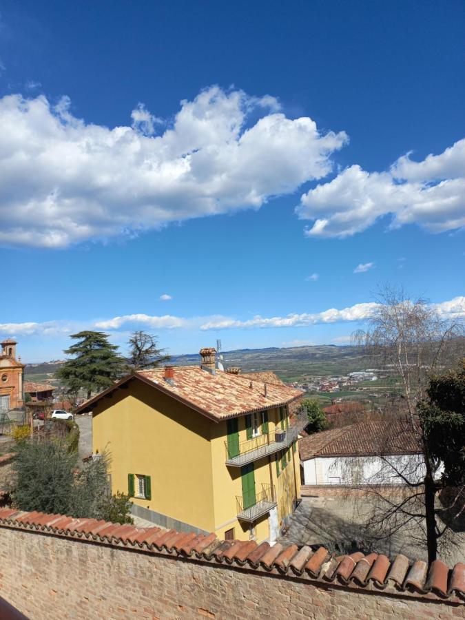 Il Giardino Di Olivia Apartment Guarene Exterior photo